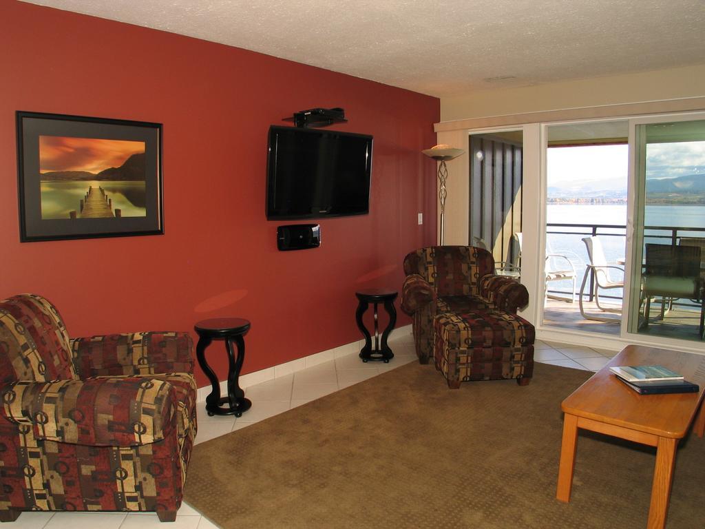 Casa Loma Lakeshore Resort West Kelowna Kamer foto